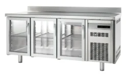 Bäckereikühltisch Premium 3/0 mit Aufkantung und Glastüren