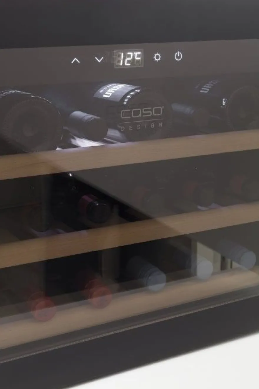 CASO Einbaukühlschrank WineSafe 18 EB schwarz