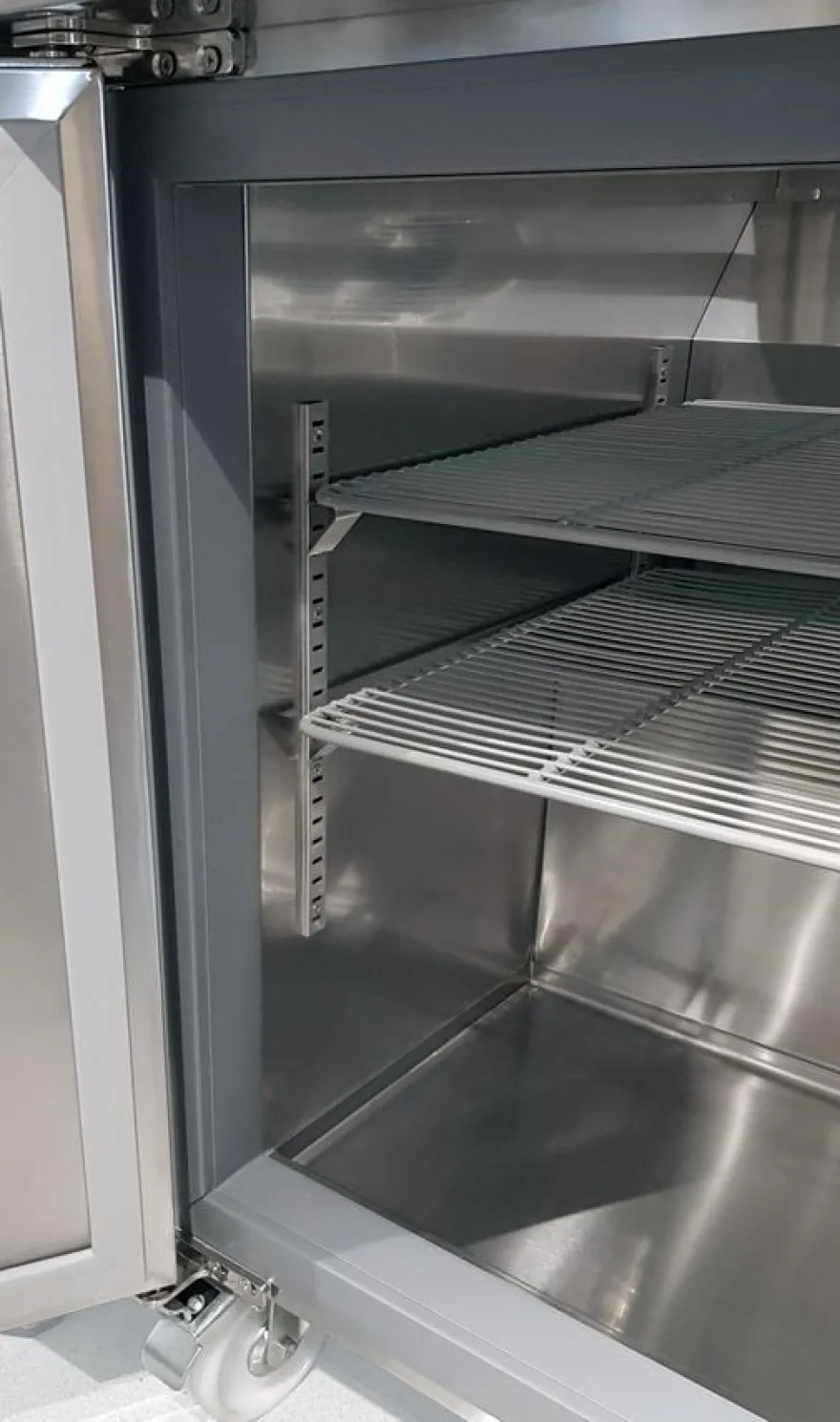 Coreco Saladette US Range 1800 - 3/0