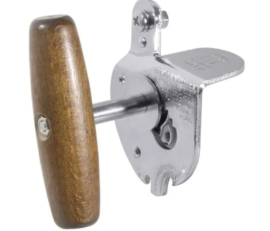 Dosenöffner mit Holzgriff