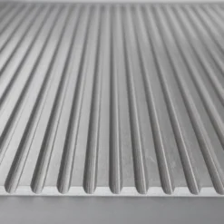 Gasgrillplatte Serie 700 - 70/70 - ½ glatt, ½ gerillt