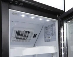 Gastro-Cool DC130 Getränkekühlschrank Slim 150 Liter schwarz/weiß, LED