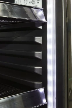 Gastro-Cool DC400 Getränkekühlschrank Afri-Cola 400 Liter schwarz/schwarz, LED