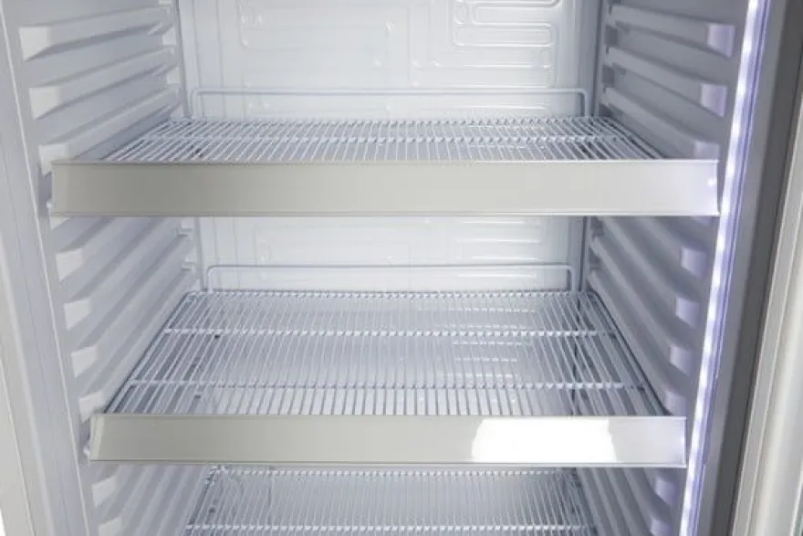 Gastro-Cool DC400 Getränkekühlschrank 400 Liter mit Werbedisplay weiß/weiß, LED