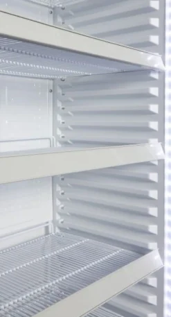 Gastro-Cool DC400 Getränkekühlschrank 400 Liter mit Werbedisplay schwarz/weiß, LED