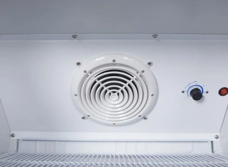 Gastro-Cool GD360 Getränkekühlschrank ECO STAR 360 Liter schwarz/schwarz, LED, super sparsam