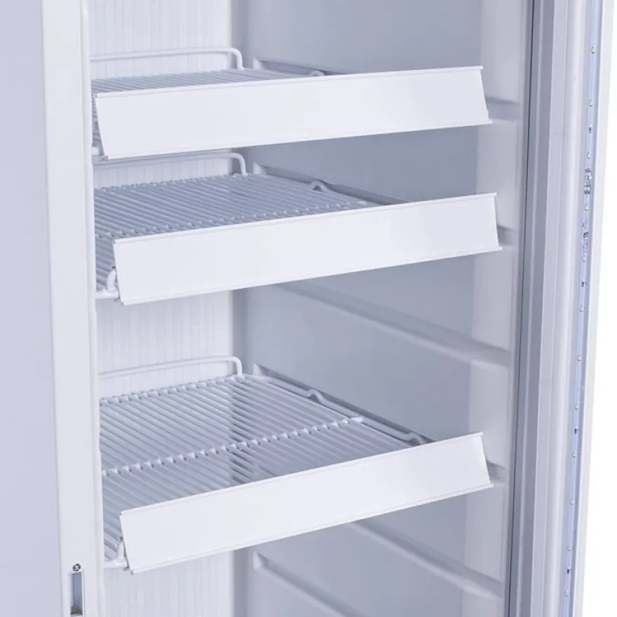 Gastro-Cool GD175 Getränkekühlschrank Retro Slim 212 Liter weiß/weiß, LED, Retro Design