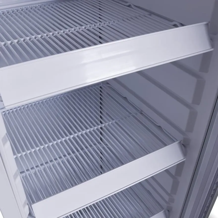 Gastro-Cool GD135 Getränkekühlschrank Retro Slim 135 Liter weiß/weiß, LED, Retro Design