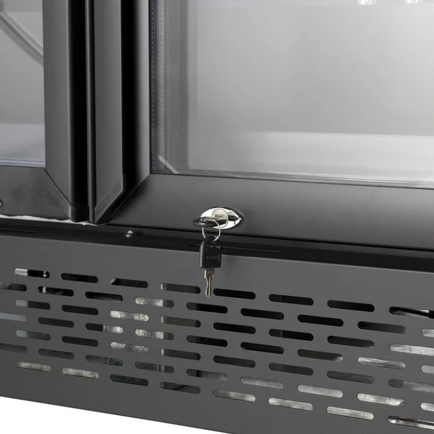Gastro-Cool GD1600 Getränkekühlschrank 1716 Liter mit 3 Klapptüren, LED Beleuchtung, schwarz