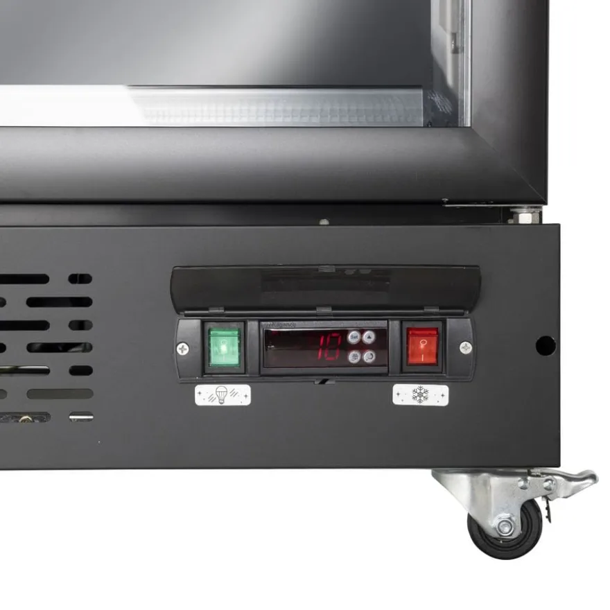 Gastro-Cool GD1600 Getränkekühlschrank 1716 Liter mit 3 Klapptüren, LED Beleuchtung, schwarz