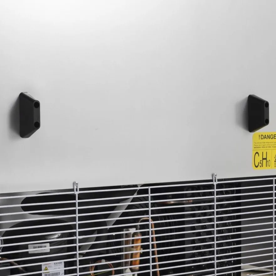 Gastro-Cool GD1050 Getränkekühlschrank 1060 Liter mit 2 Klapptüren, LED Beleuchtung, silber