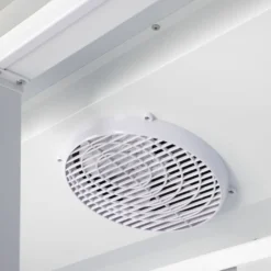 Gastro-Cool GD1050 Getränkekühlschrank 1060 Liter mit 2 Klapptüren, LED Beleuchtung, silber