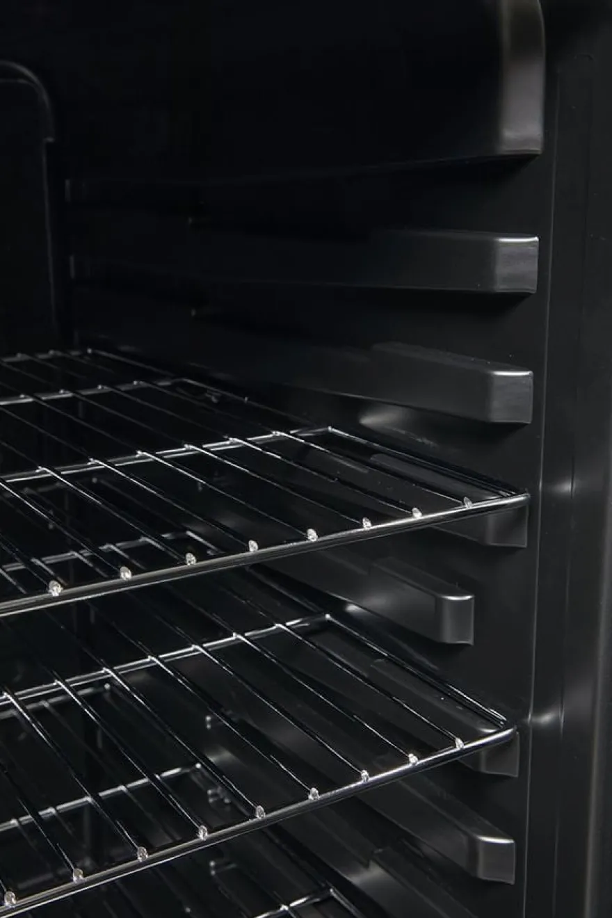 Gastro-Cool GD155 Getränkekühlschrank 130 Liter schwarz/schwarz, LED