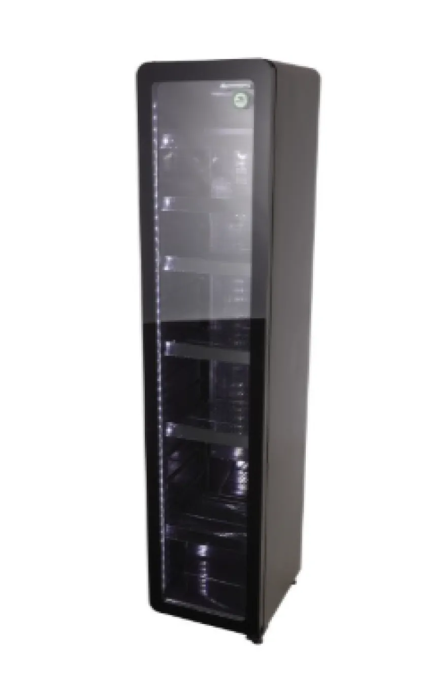 Gastro-Cool GD175 Getränkekühlschrank Retro Slim 212 Liter Eco Star, LED Beleuchtung, schwarz