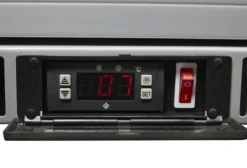 Gastro-Cool UC300 Barkühlschrank 330 Liter Schiebetüren silber, LED, unterbaufähig
