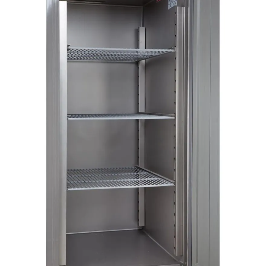 Gastronomie Kühlschrank ECO 700 GN 2/1 Monoblock , 616 Liter Kühlraumvolumen, 3 verstellbare Einlegeböden, Robuste Bauweise, Edelstahl