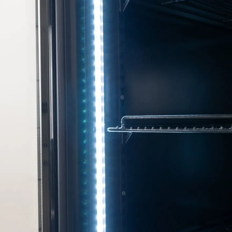 Getränkekühlschrank ECO 1500 mit Klapptüren und Leuchtaufsatz