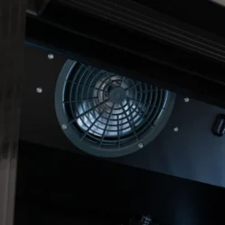 Getränkekühlschrank ECO 1500 mit Klapptüren und Leuchtaufsatz