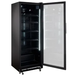 Getränkekühlschrank GKSE360, 360 Liter Kühlraumvolumen, 5 verstellbare Einlegeböden, Innenbeleuchtung, Abschließbar, Schwarz