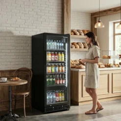 Getränkekühlschrank GKS-230, 230 Liter Kühlraumvolumen, 4 verstellbare Einlegeböden, Innenbeleuchtung, Abschließbar, Schwarz